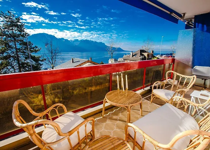 Lägenhet Terrace With & Mountain View