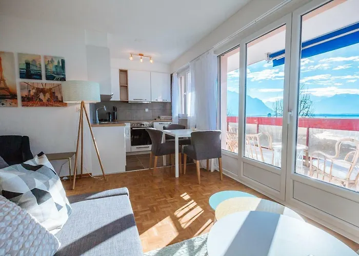 Terrace With & Mountain View *